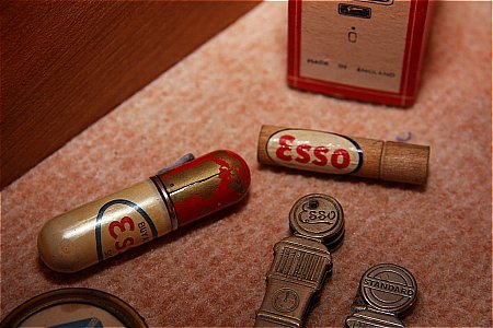 ESSO PENCIL LEADS & LIGHTER - click to enlarge